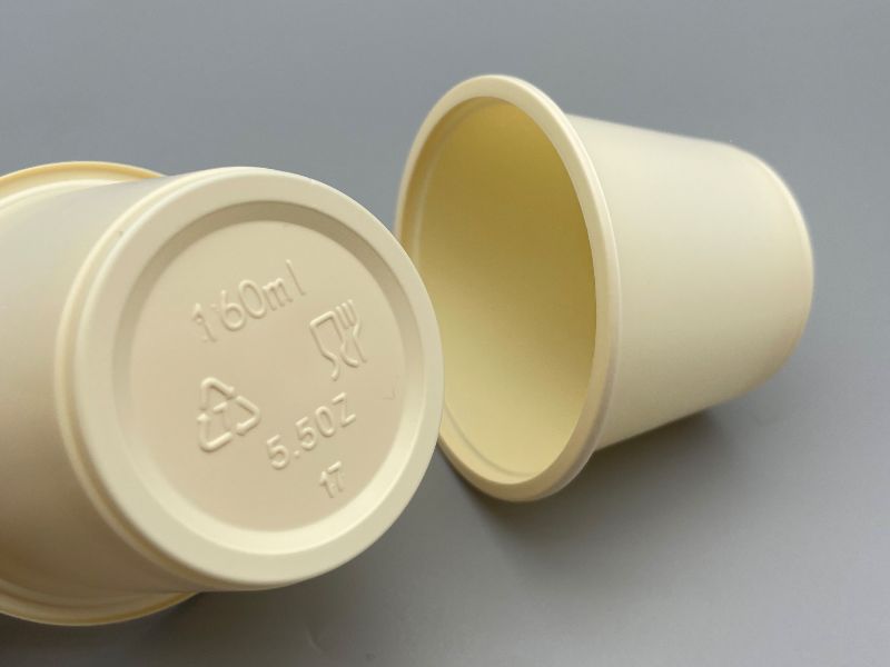 5.5OZ Cornstarch container1